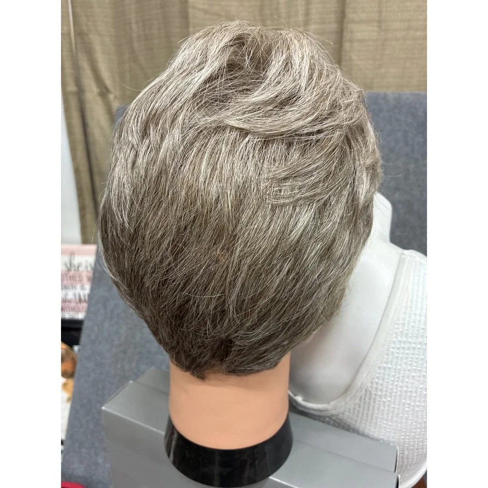 Raquel Welch Signature Collect  Grey Pixie Synthetic Wig Salt & Pepper Short NWT